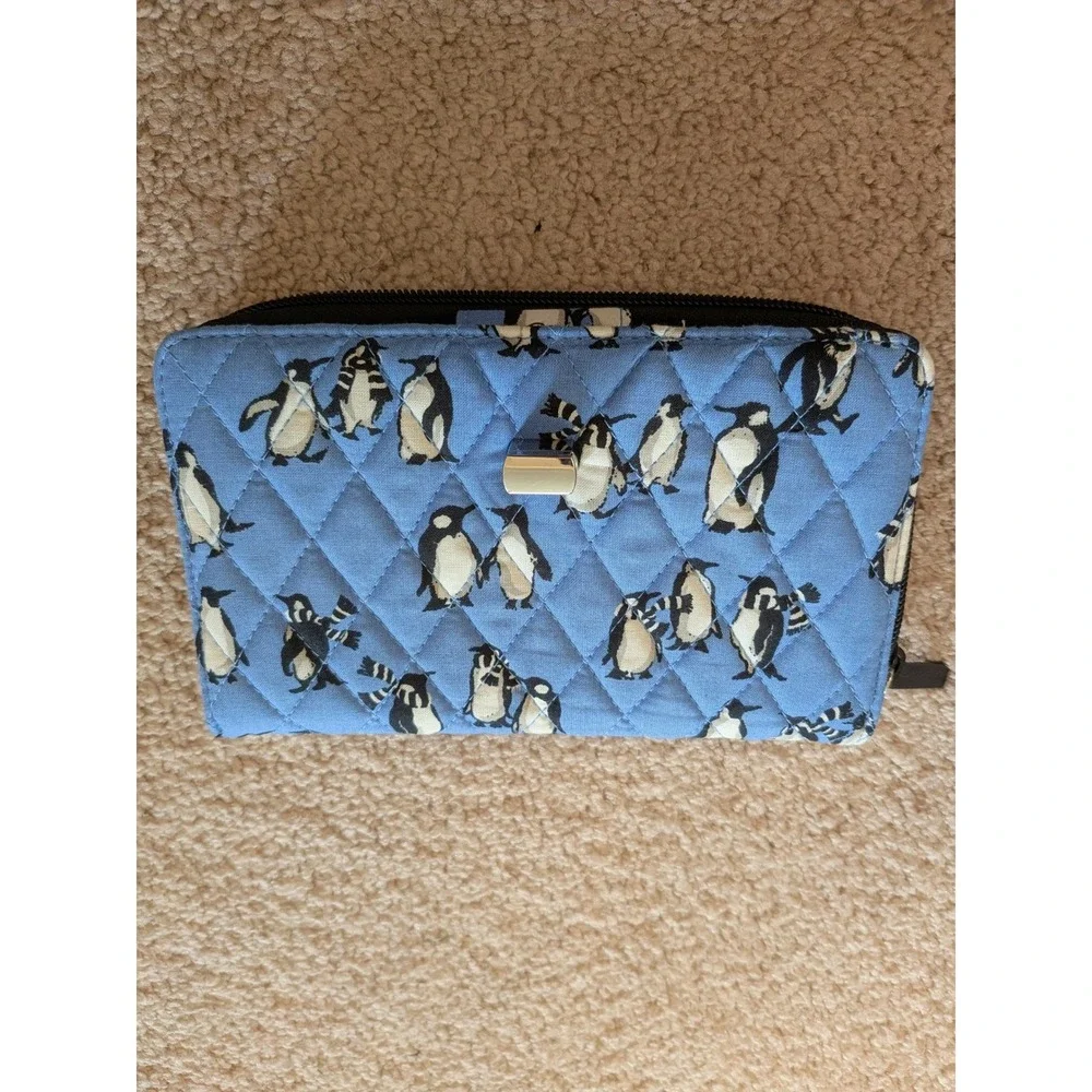 Vera Bradley Playful Penguins Blue Quilted Cotton All In One Crossbody Wallet - Picture 9 of 9